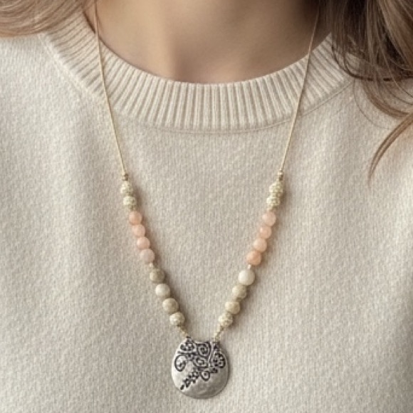 J. Jill Jewelry - J. Jill Adjustable Beaded Pendant Necklace. (BJ111)